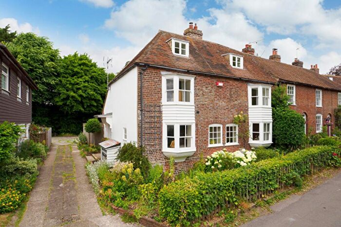 3 Bedroom Semi Detached House For Sale In The Street, Barham, CT4