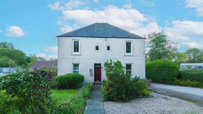 3 Bedroom Flat For Sale In Faucheldean, Broxburn, EH52
