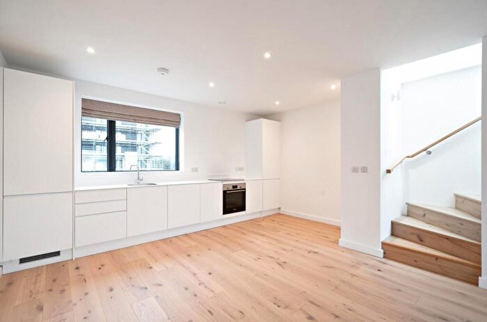 4 Bedroom Town House To Rent In Solar Avenue, Climate Innovation District, LS9