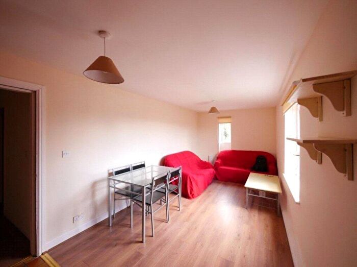 4 Bedroom Apartment To Rent In Galway Street, London, EC1V