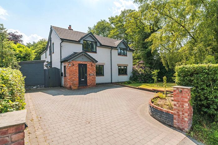 4 Bedroom Detached House For Sale In Balshaw Lane, Euxton, PR7