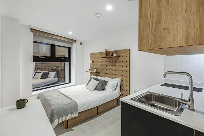 Studio To Rent In Node Limhouse, E14 - Photo 2