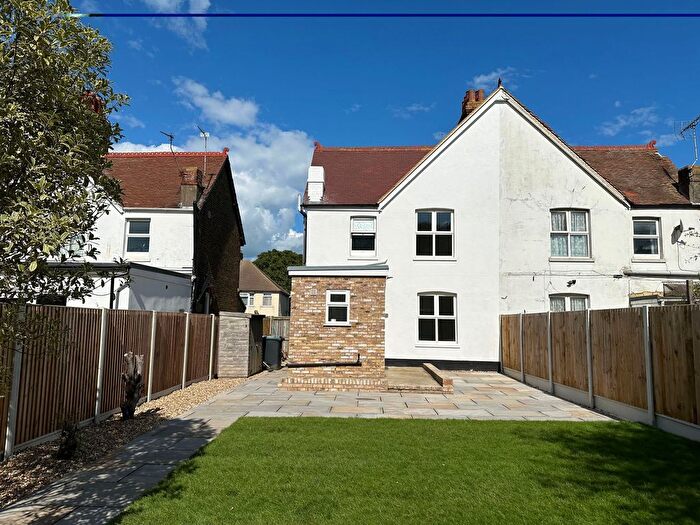 2 Bedroom Semi-Detached House To Rent In Rumfields Road, Broadstairs, CT10