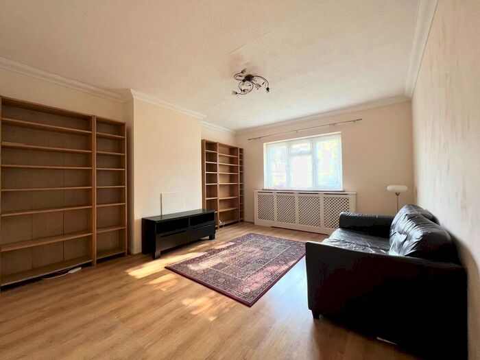 2 Bedroom Flat To Rent In Sunningfields Road, London, NW4
