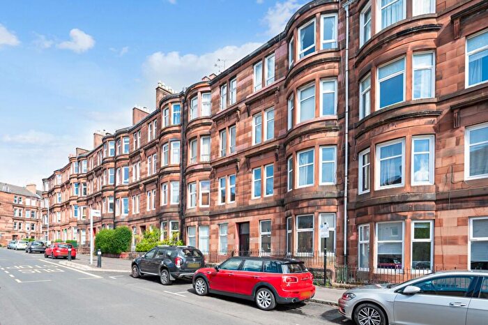 2 Bedroom Flat To Rent In Hotspur Street, Flat /, North Kelvinside, Glasgow, G20