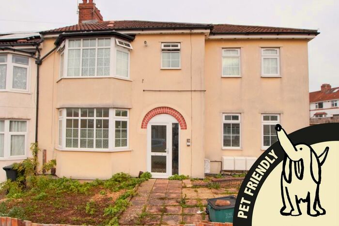 1 Bedroom Flat To Rent In Kingsholm Road, Southmead, Bristol, BS10