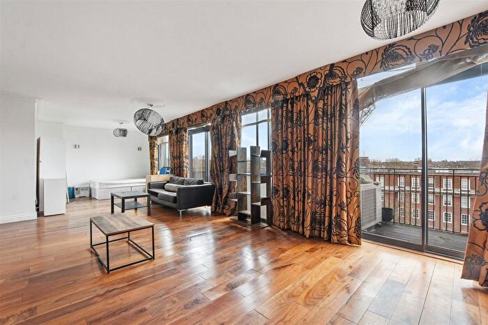 4 Bedroom Flat To Rent In Park Road, St Johns Wood, London, NW8