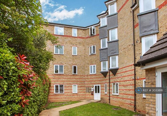 2 Bedroom Flat To Rent In Parkinson Drive, Chelmsford, CM1