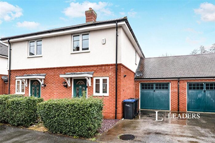 2 Bedroom Terraced House To Rent In Fitzgerald Road, Northampton, Northamptonshire, NN3