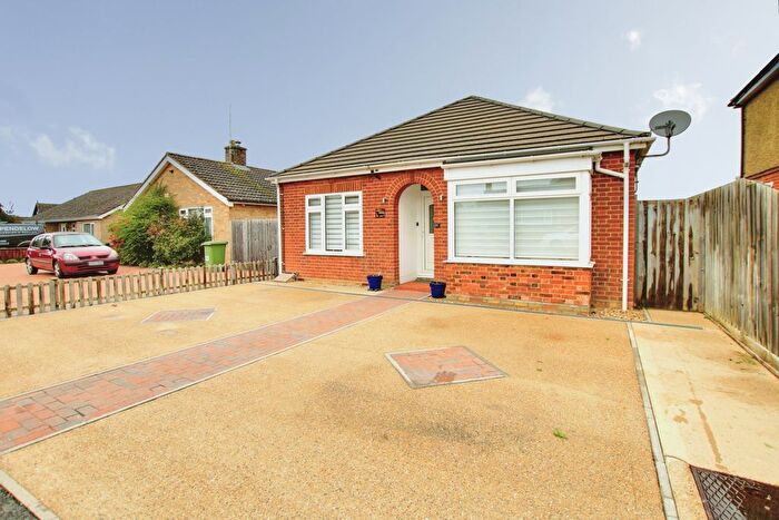 3 Bedroom Detached Bungalow For Sale In Burrowmoor Road, March, PE15