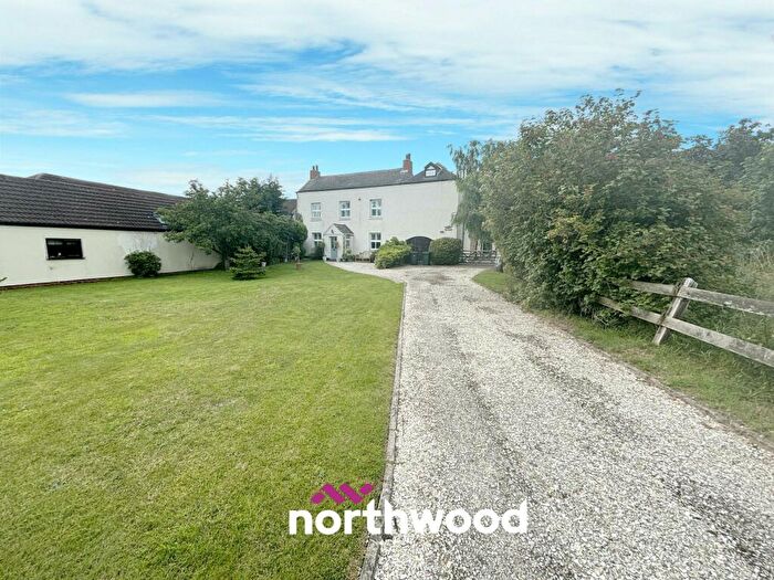 4 Bedroom Detached House For Sale In Braithwaite Lane, Braithwaite, Doncaster, DN7