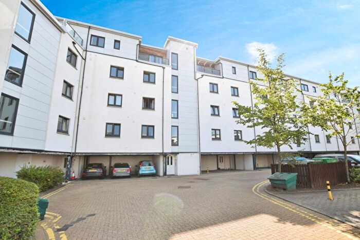 2 Bedroom Flat To Rent In Vasart Court, Perth, Perth And Kinross, PH1