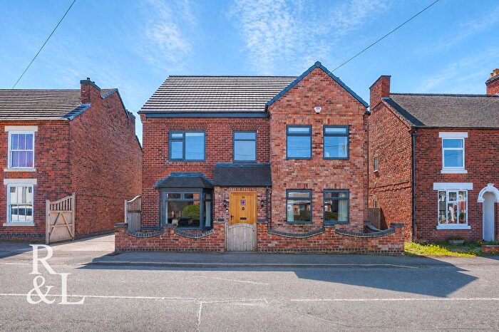 5 Bedroom Detached House For Sale In Gresley Wood Road, Church Gresley, Swadlincote, DE11