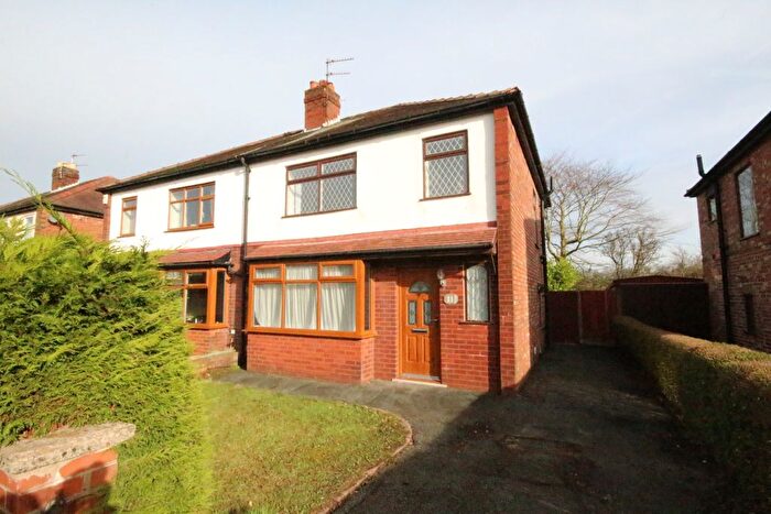 3 Bedroom Semi-Detached House To Rent In Rookery Drive, Penwortham, Preston, PR1