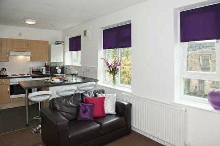 3 Bedroom House To Rent In Crossgate, DH1