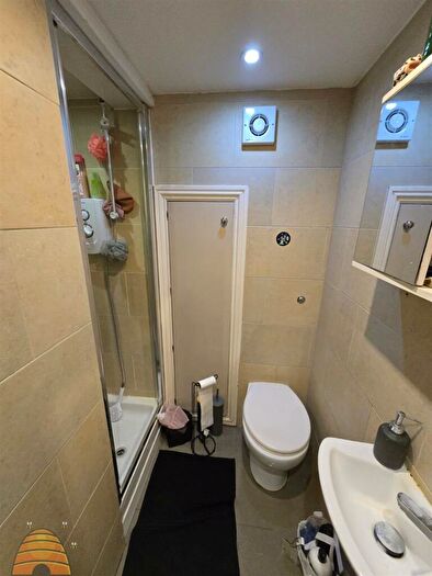 10 Bedroom House To Rent In Aubrey Road Manchester, M14