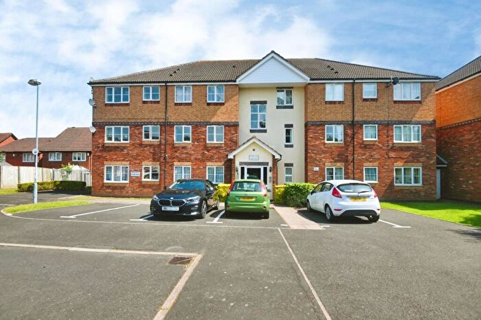 2 Bedroom Flat For Sale In Tudor Close, Sutton Coldfield, B73