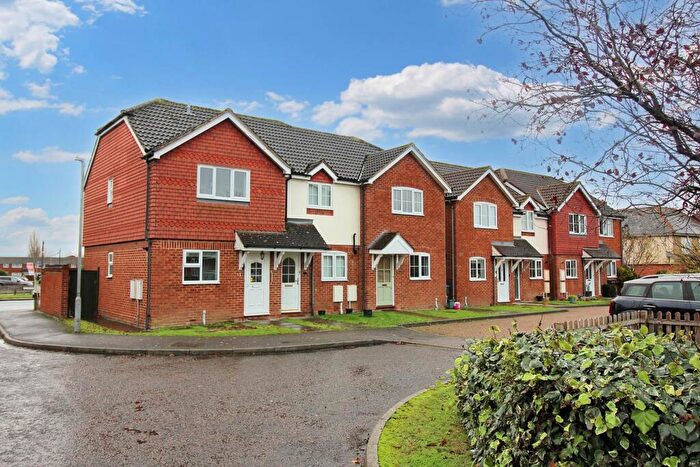 2 Bedroom End Of Terrace House To Rent In Turnpike End, Aylesbury, HP21