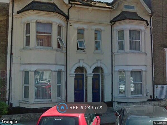 1 Bedroom Flat To Rent In Cranbury Place, Southampton, SO14