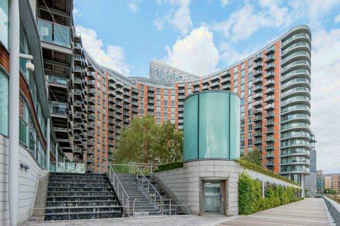 Studio To Rent In New Providence Wharf, Fairmount Avenue, Blackwall, Canary Wharf, London, E14