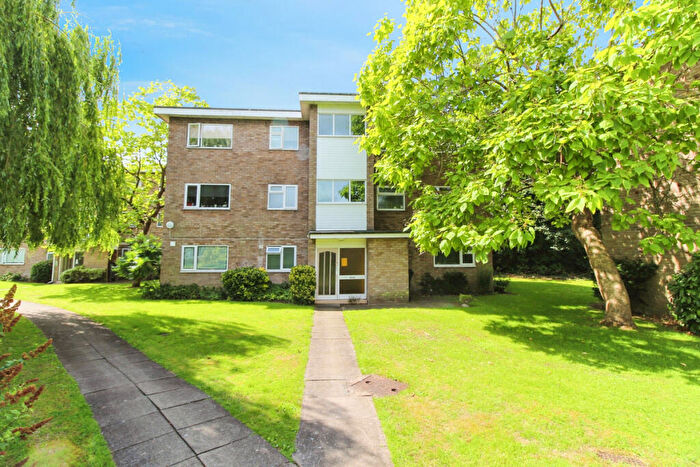 1 Bedroom Apartment For Sale In St Johns Court, Warwick, CV34