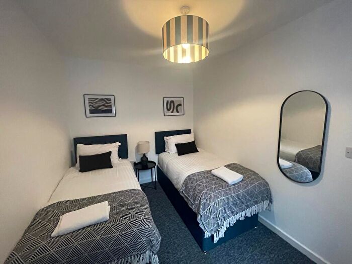 5 Bedroom Terraced House To Rent In Earle Road, Liverpool, Merseyside, L7