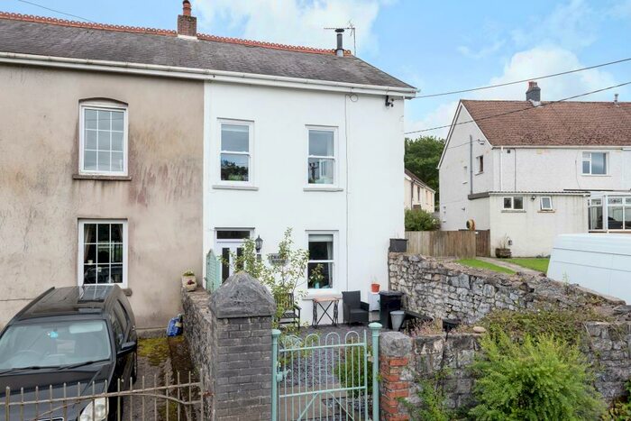 2 Bedroom End Of Terrace House For Sale In Chapel House, Penderyn, CF44