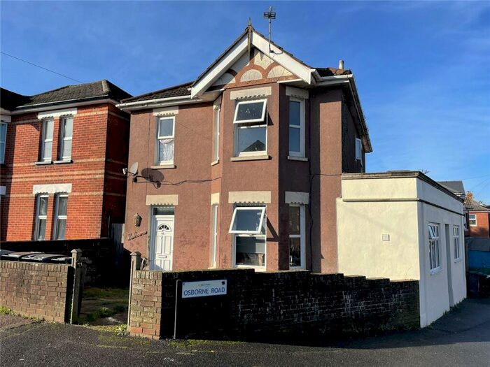 5 Bedroom Detached House To Rent In Osborne Road, Bournemouth, BH9