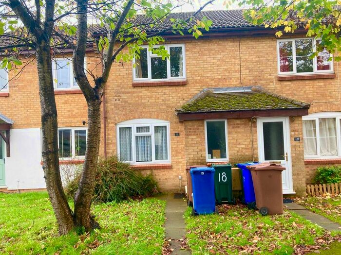 2 Bedroom Property To Rent In Rye Close, Banbury, OX16