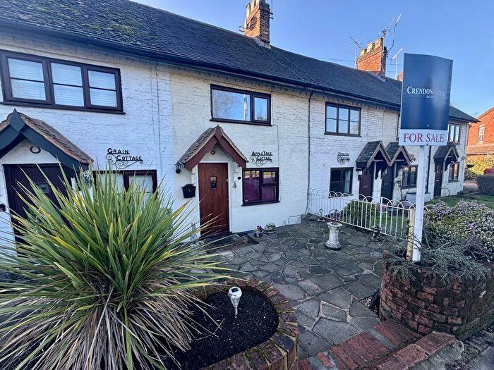 3 Bedroom Cottage For Sale In Bourne End - No Chain, SL8