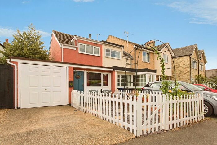 2 Bedroom Semi-Detached House For Sale In Common Lane, Sawston, Cambridge, CB22