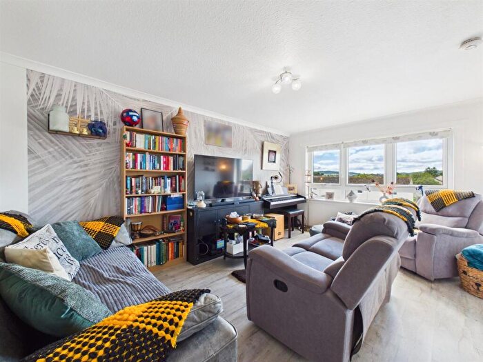2 Bedroom Flat For Sale In Westray Court, Perth, PH1