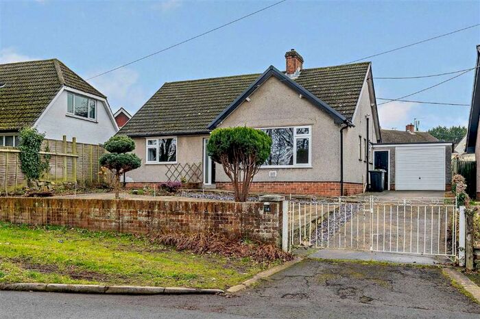3 Bedroom Bungalow To Rent In Newtown Road, Penperlleni, Pontypool NP4