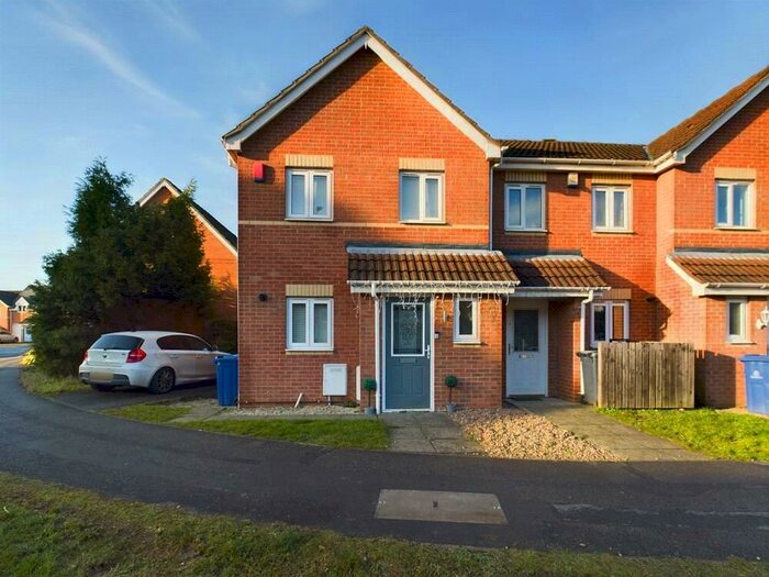 3 Bedroom House To Rent In Reeves Way, Armthorpe, Doncaster, DN3