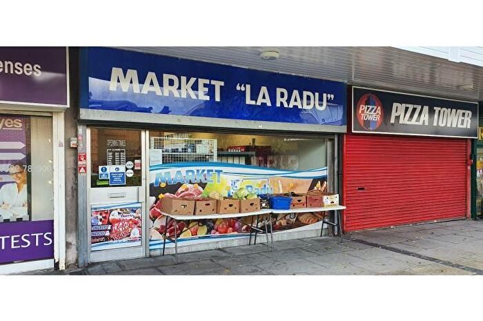 1 Bedroom Retail Premises To Rent In Marsh Lane Parade, Stafford Road, Wolverhampton, WV10