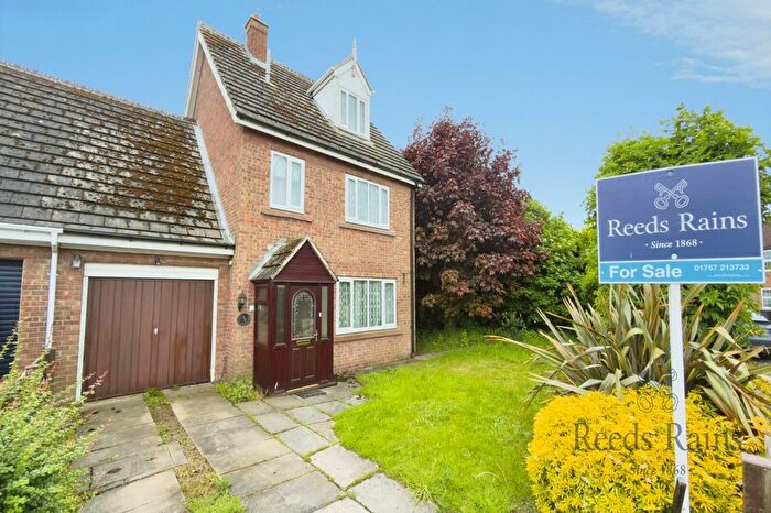 5 Bedroom Link Detached House For Sale In Finkle Street, Hensall, Selby, North Yorkshire, DN14