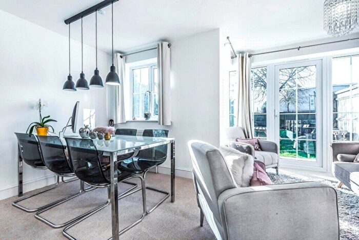 3 Bedroom Terraced House To Rent In Back Lane, Eynsham, Witney, OX29