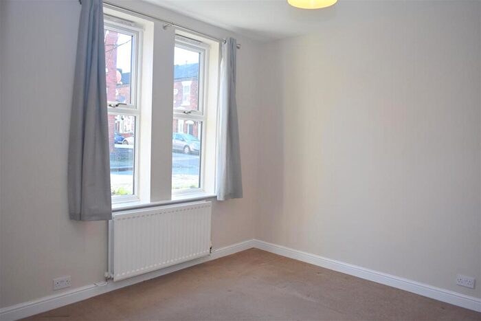 1 Bedroom Flat To Rent In Samuel Street, Crewe, CW1