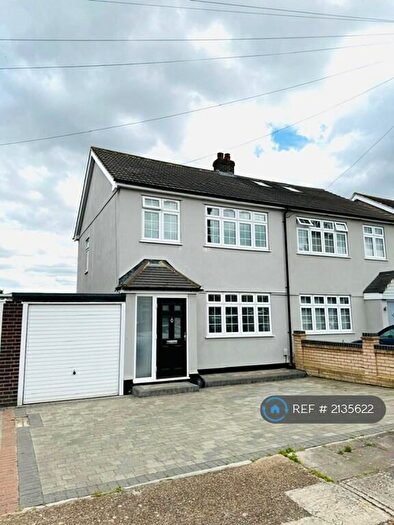 3 Bedroom Semi-Detached House To Rent In Lakeside, Rainham, RM13
