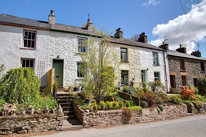 2 Bedroom Character Property For Sale In Loftus Hill, Sedbergh, LA10