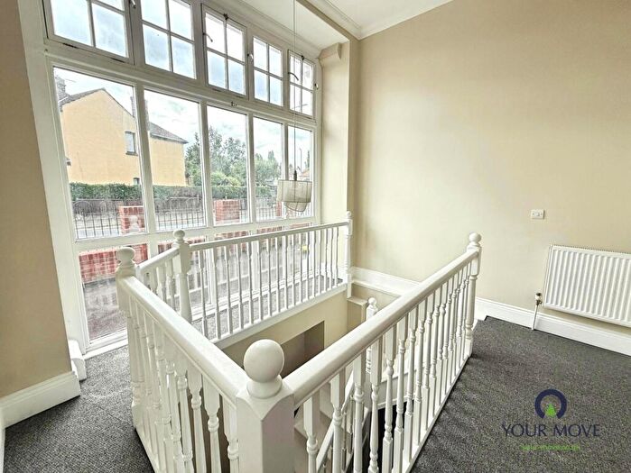2 Bedroom Maisonette To Rent In Moat Lane, Erith, DA8