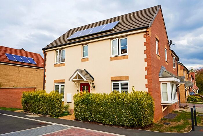 3 Bedroom Semi-Detached House For Sale In Blackwater Road, Barleythorpe, LE15