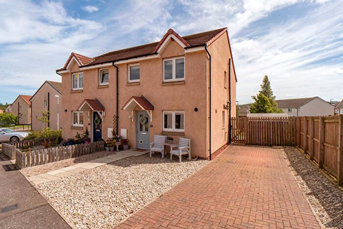 3 Bedroom Semi-Detached House For Sale In Meikle Park Road, Dunbar, EH42