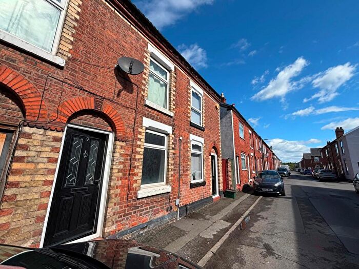 3 Bedroom Terraced House To Rent In James Street, Northwich, CW9