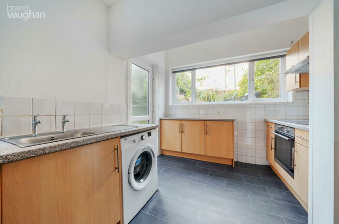 5 Bedroom Terraced House To Rent In Brading Road, Brighton, East Sussex, BN2