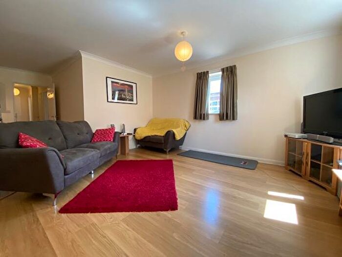 2 Bedroom Flat To Rent In Abbeyfields, Peterborough, PE2