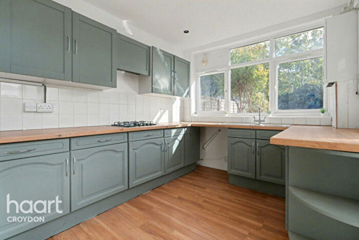 3 Bedroom Semi-Detached House To Rent In Stratford Road, Thornton Heath, CR7