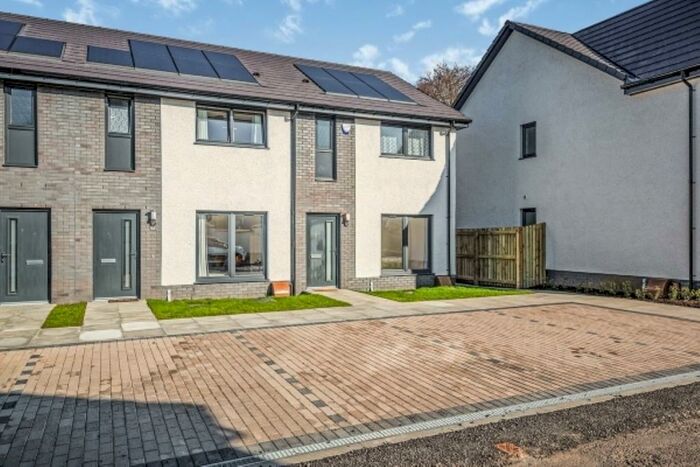 3 Bedroom End Of Terrace House To Rent In Darochville Place, Inverness, IV2