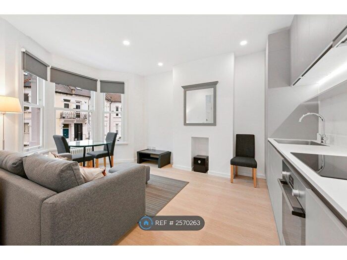 2 Bedroom Flat To Rent In Mirabel Road, London, SW6