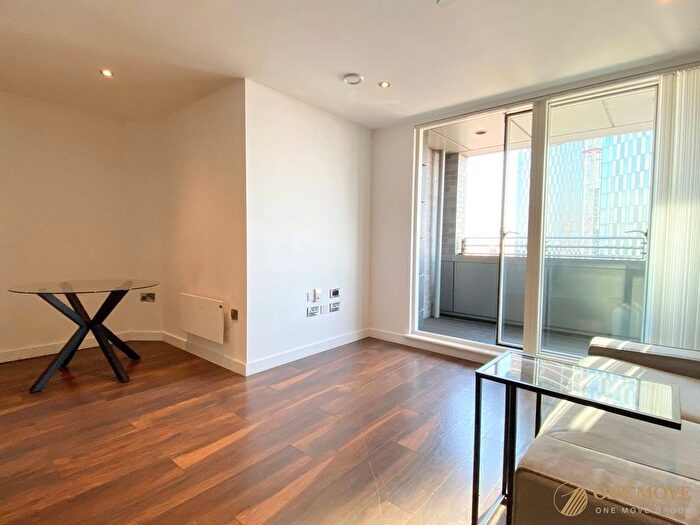2 Bedroom Flat To Rent In One Regent, Manchester, M3